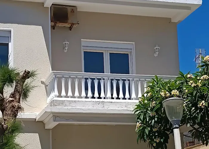 Pap\'S House